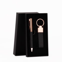 Set de Regalo "MINE" negro con detalles encobrizados.